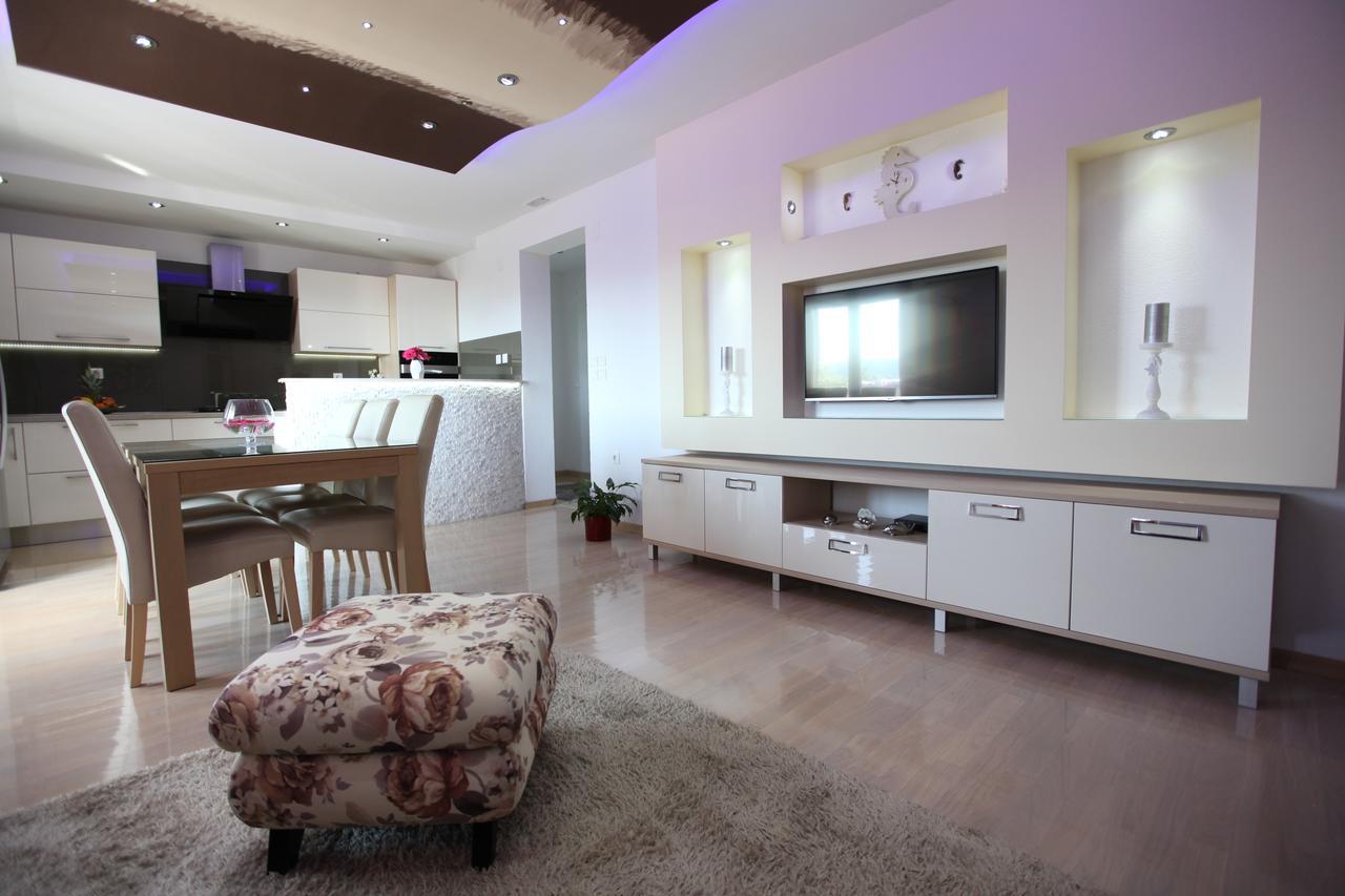 Apartamento Ana & Marija Kaštela Exterior foto
